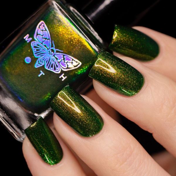 Унесенные призраками в коллекции лаков от Moth