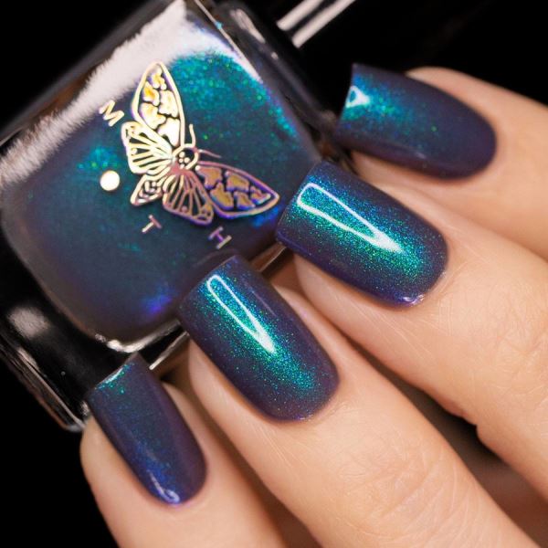 Унесенные призраками в коллекции лаков от Moth