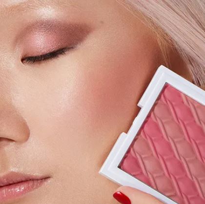 KIKO Holiday Premi&egrave;re Collection