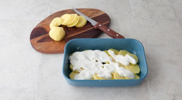 Картошка с помидорами и сыром