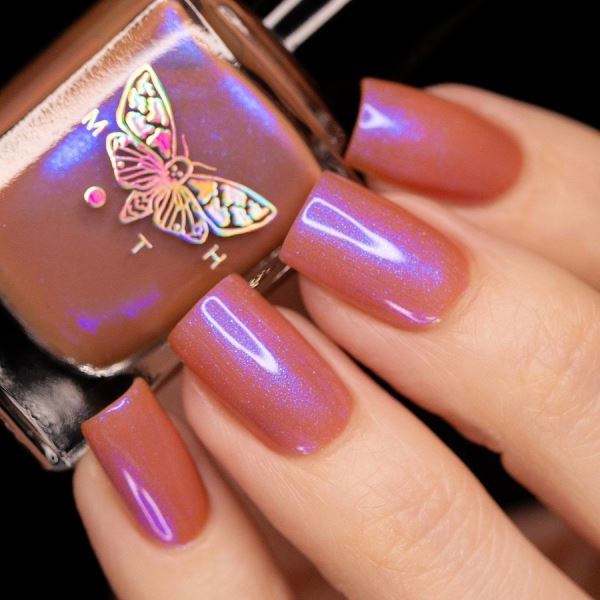 Унесенные призраками в коллекции лаков от Moth