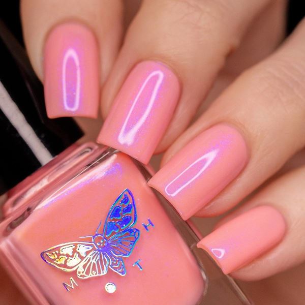 Унесенные призраками в коллекции лаков от Moth