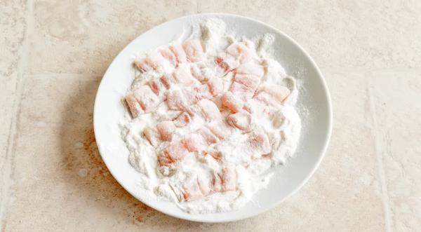 Рыба в корочке из рисовой муки