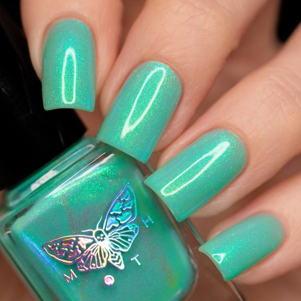 Унесенные призраками в коллекции лаков от Moth