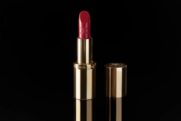 Новинки для губ от Prada Beauty, Bobbi Brown, Herm&egrave;s и Celine